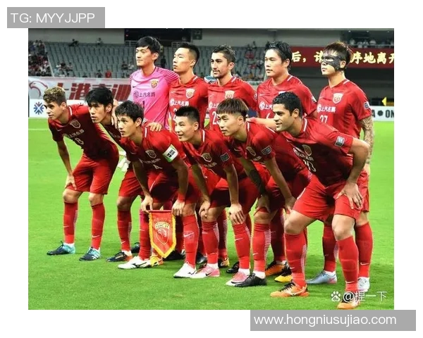 上港与申花次回合激战在即球迷期待巅峰对决再续恩怨情仇