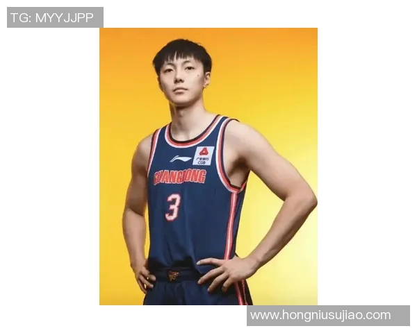 胡明轩的篮球之路：从青涩少年到国家队核心的成长历程与辉煌成就